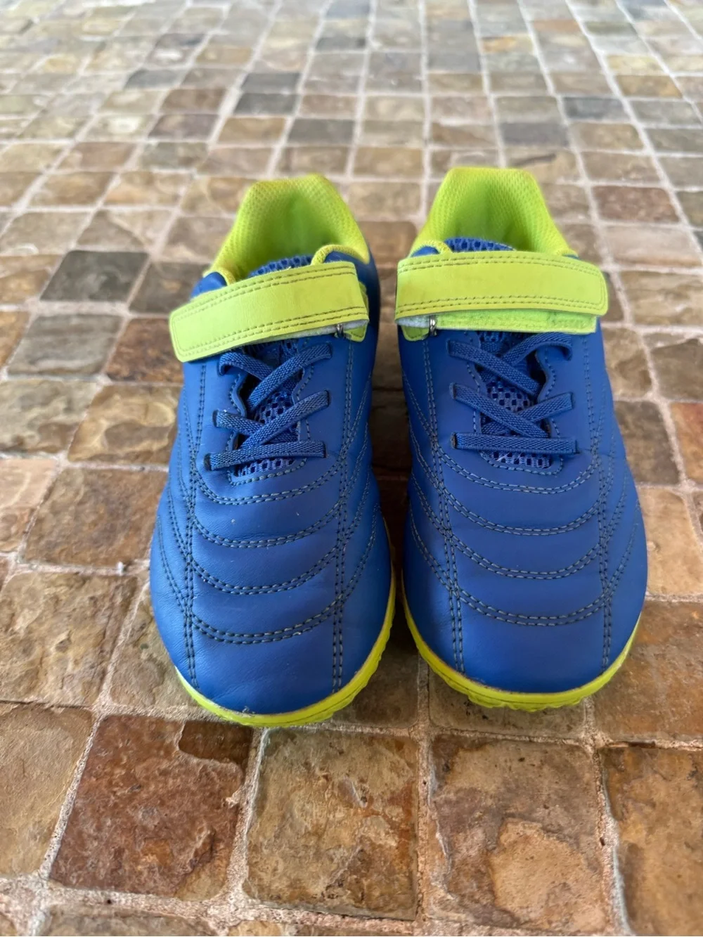 Stelle Kids Athletic Shoes baseball shoes/ soccer shoes unisex - Blue & Lime